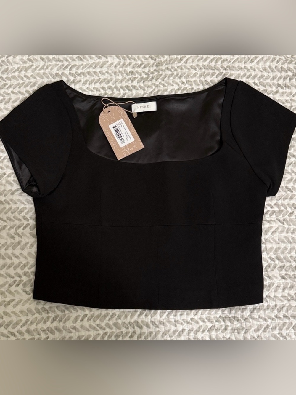 MESHKI Ellis Cap Sleeve Longline Suiting Top - Picture 4 of 6